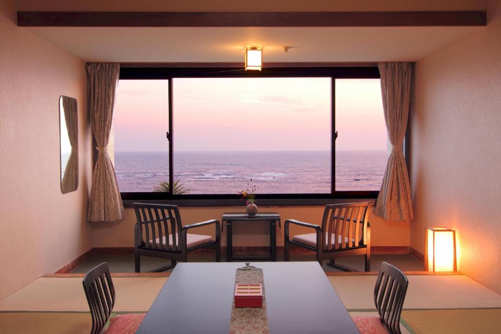 Yado Nakaya Tatami Room Sea View
