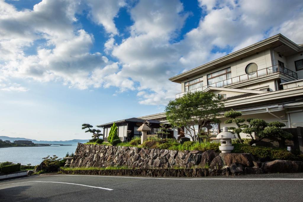 Yokikan Exterior Garden