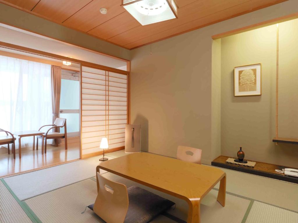 Yumo Niseko Prince Hotel Hirafutei Tatami Room