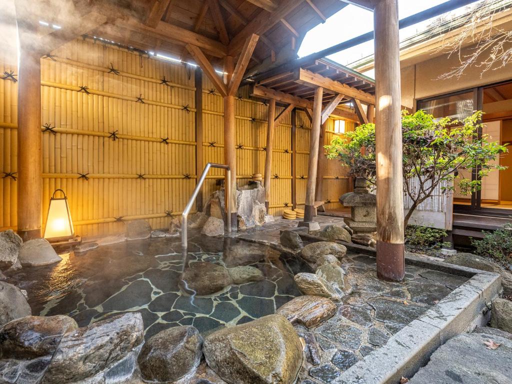 Yumoto Kanko Hotel Saikyo Onsen