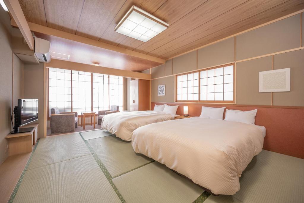 Yumoto Kanko Hotel Saikyo Tatami Bedroom