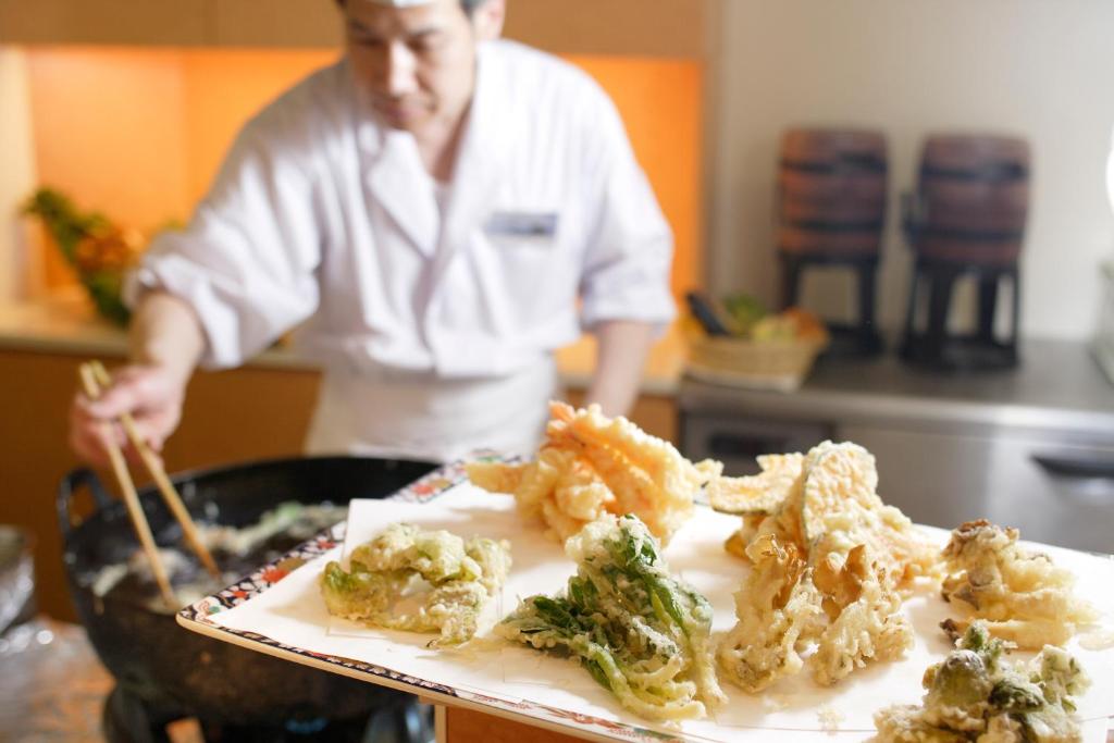 Yumoto Niseko Prince Hotel Hirafutei Tempura Chef