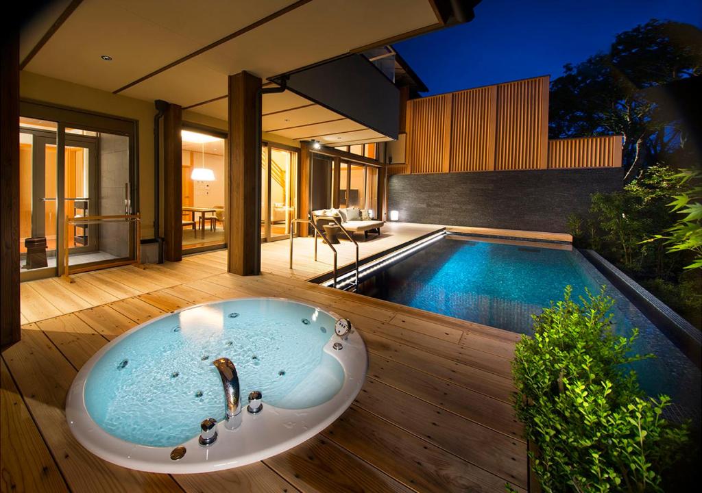 Abba Resorts Izu Zagyosoh Outdoor Jacuzzi And Pool