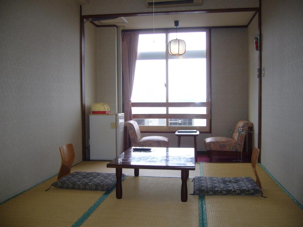 Aokiya Tatami Room Table