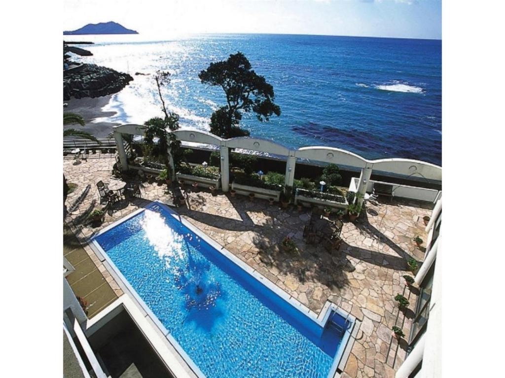 Geiboso Pool Ocean View