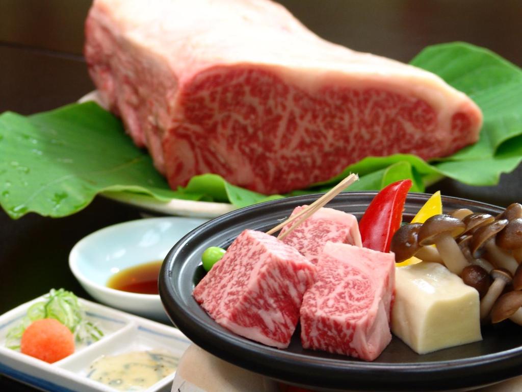 Gero Onsen Kaiseki Yado Suihouen Kobe Beef Meal