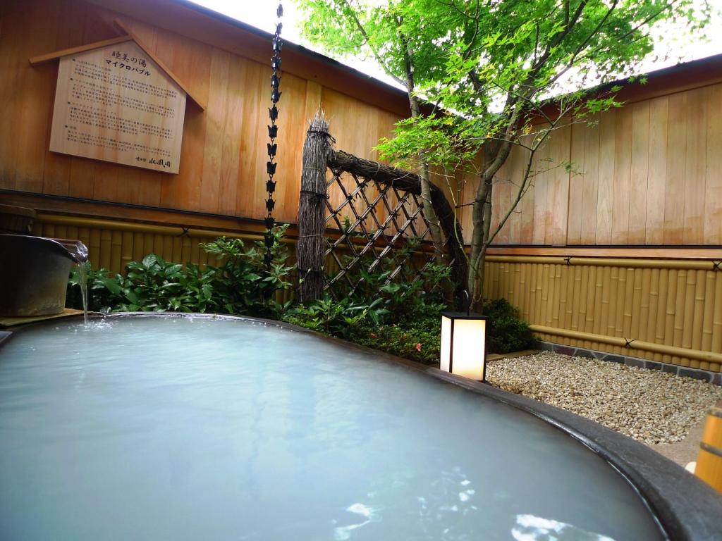 Gero Onsen Kaiseki Yado Suihouen Outdoor Onsen