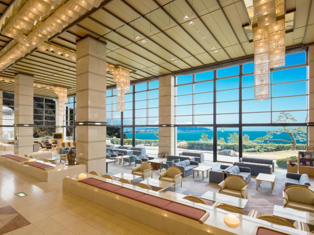 Hotel Ambia Shofukaku Lobby Ocean View