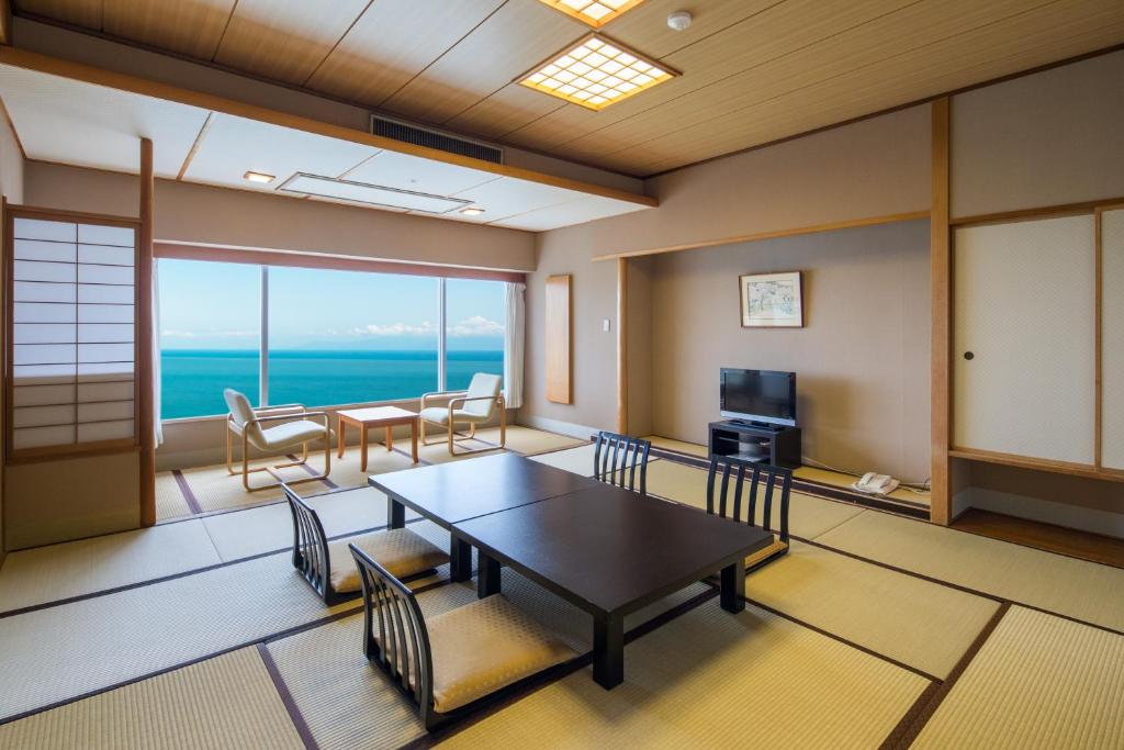 Hotel Ambia Shofukaku Tatami Room Ocean View
