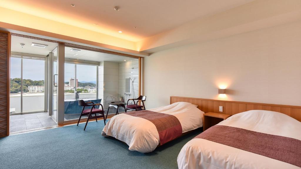Hotel Sanrakuso Modern Room With View