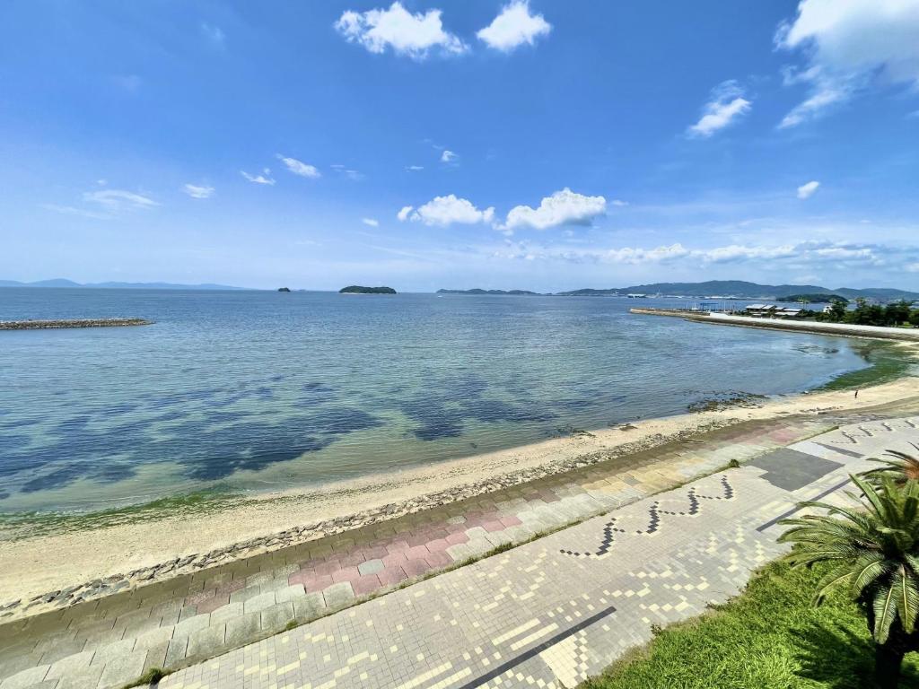 Hotel Shofuen Beachfront View