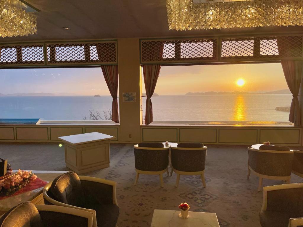 Hotel Shofuen Lounge Ocean View Sunset