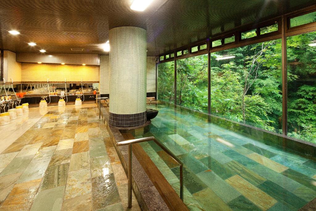 Irodoriyukashiki Hana To Hana Onsen Bath