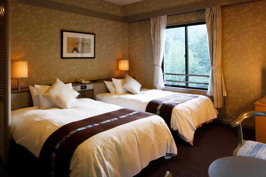Irodoriyukashiki Hana To Hana Twin Bed Room