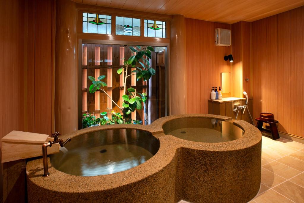 Izu Atagawa Yubana Mankai Adult Only Private Onsen