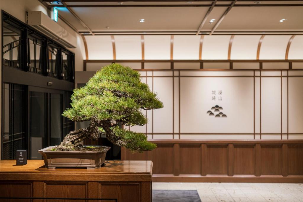 Kinosaki Onsen Shinzan Lobby Bonsai