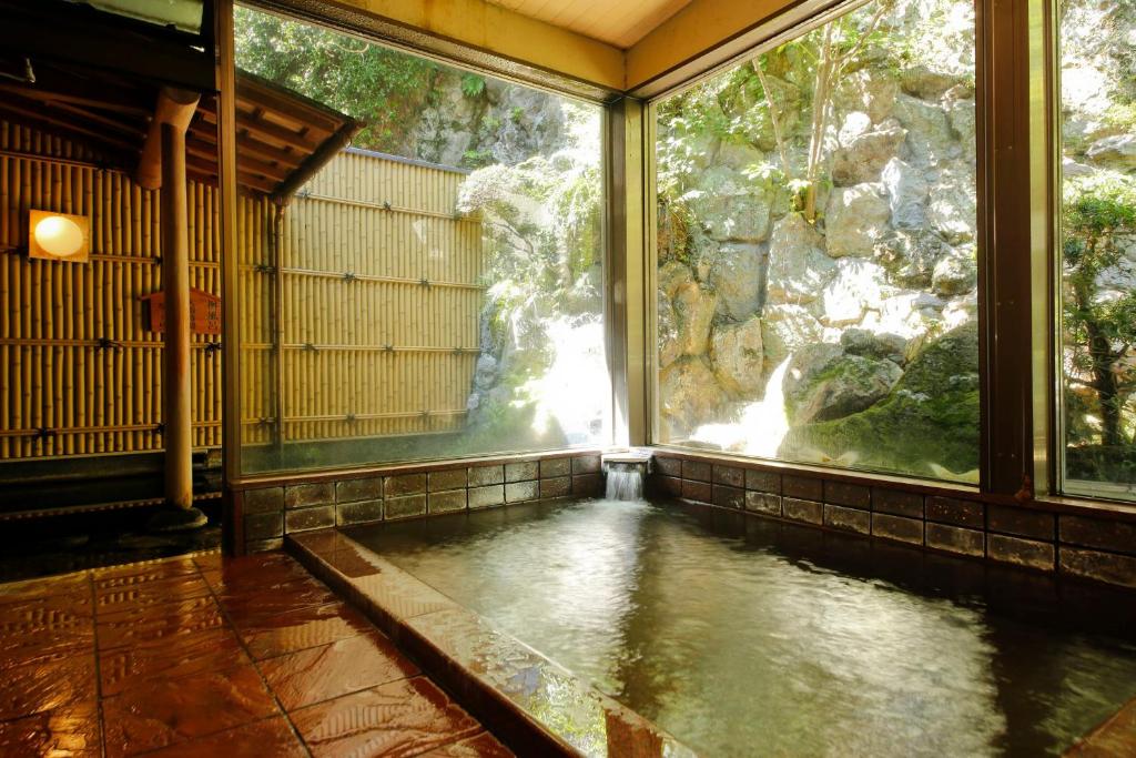 Kinosaki Yamamotoya Onsen Bath