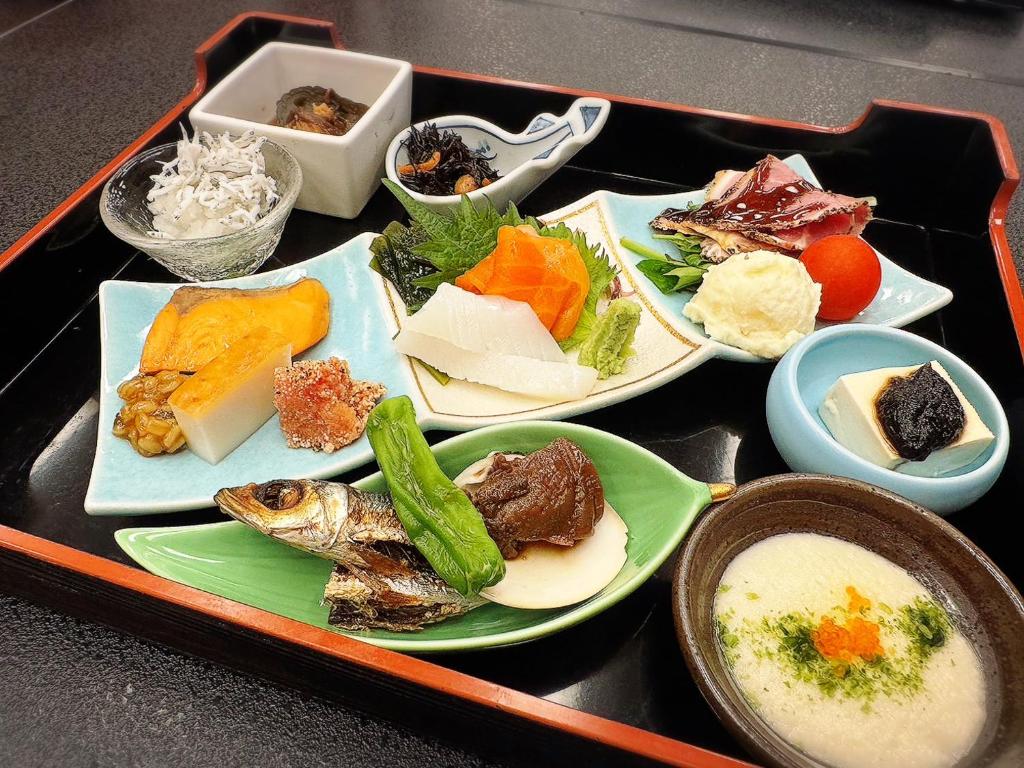 Kotobukitei Kaiseki Dishes