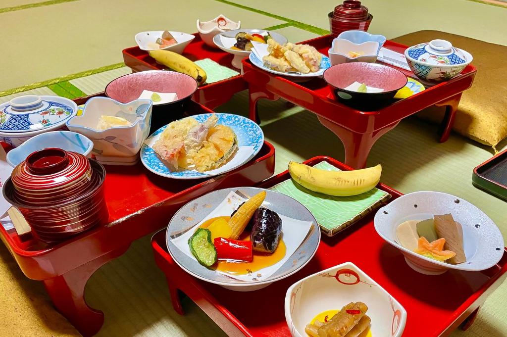 Koyasan Shukubo Daienin Kaiseki Meal