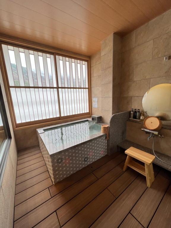 Marukyo Onsen Bathroom