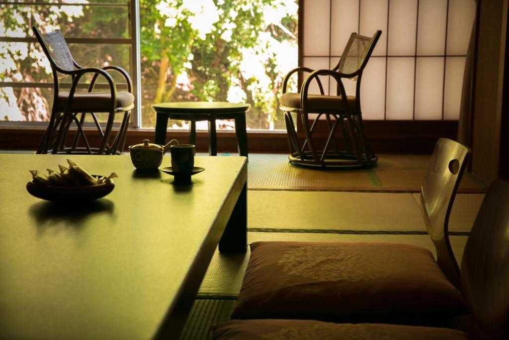 Mount Tsukuba Edoya Tatami Room Tea Setup
