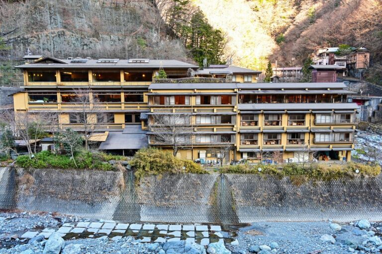 Nishiyama Onsen Area