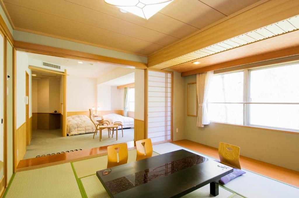 Noboribetsu Sekisuitei Tatami Room And Bedroom