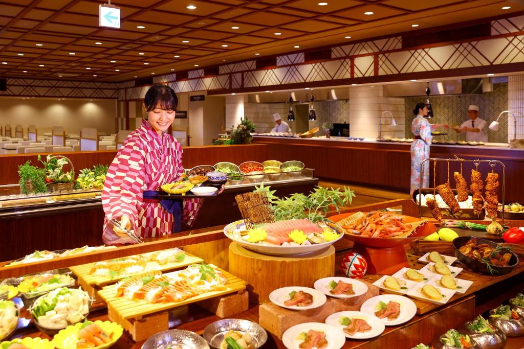 Oedo Onsen Monogatari Premium Yamashitaya Buffet Dining