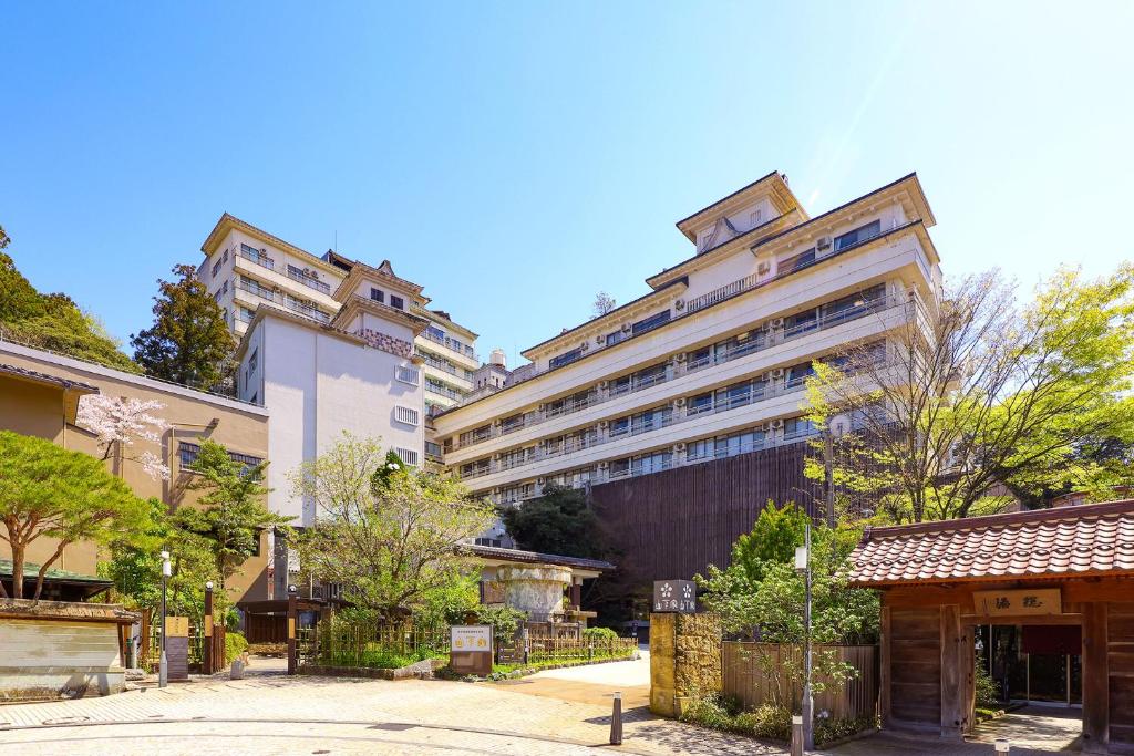 Oedo Onsen Monogatari Premium Yamashitaya Exterior