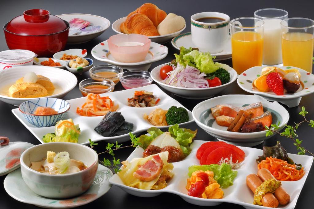 Okuiizaka Aanabara Onsen Yoshikawa Ya Breakfast Spread