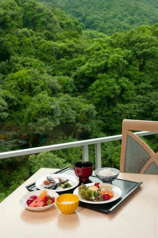 Okuiizaka Aanabara Onsen Yoshikawa Ya Breakfast With Forest View