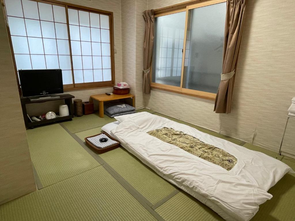 Ryokan Asakusa Mikawaya Honten Tatami Room Futon