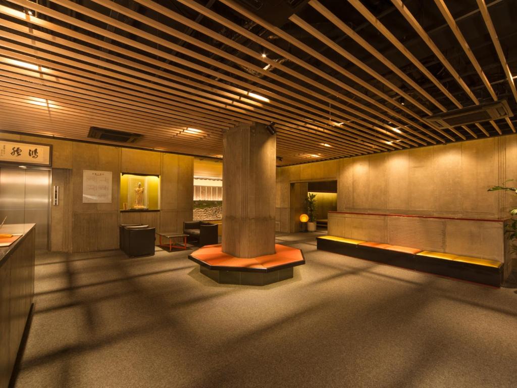 Ryokan Kohro Wooden Lobby