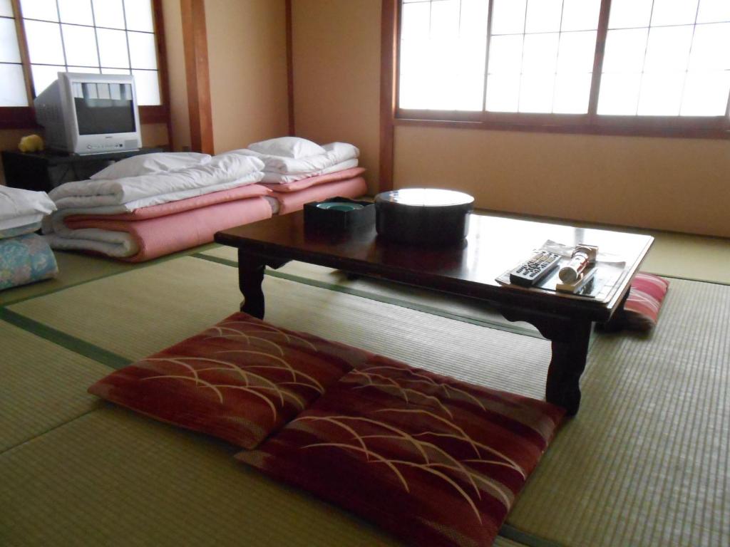 Ryokan Matsushima Tatami Room Futon Table