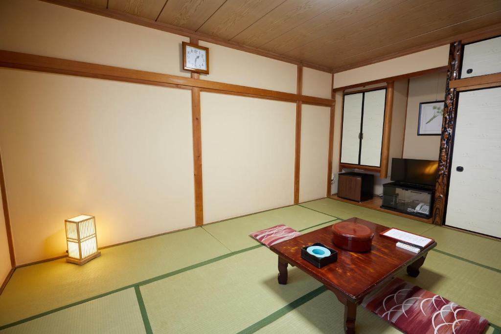 Ryokan Matsushima Tatami Room Table Lamp