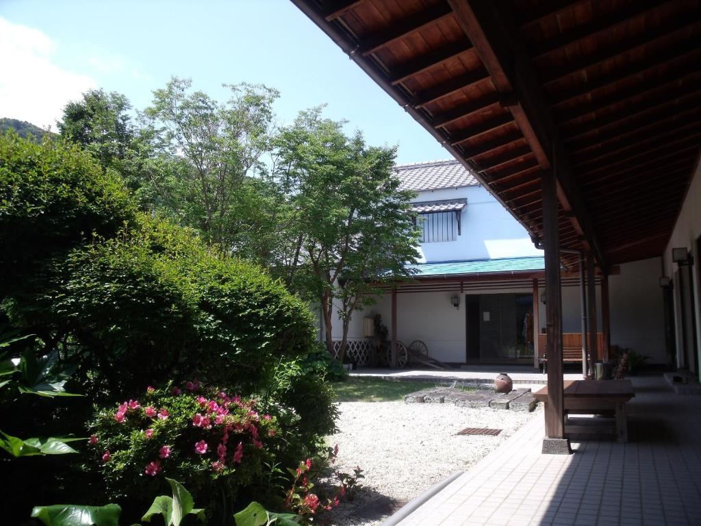 Ryokan Onyado Shinshima Courtyard Garden