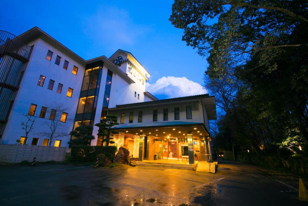 Ryokan Sei Shonagon Exterior At Night