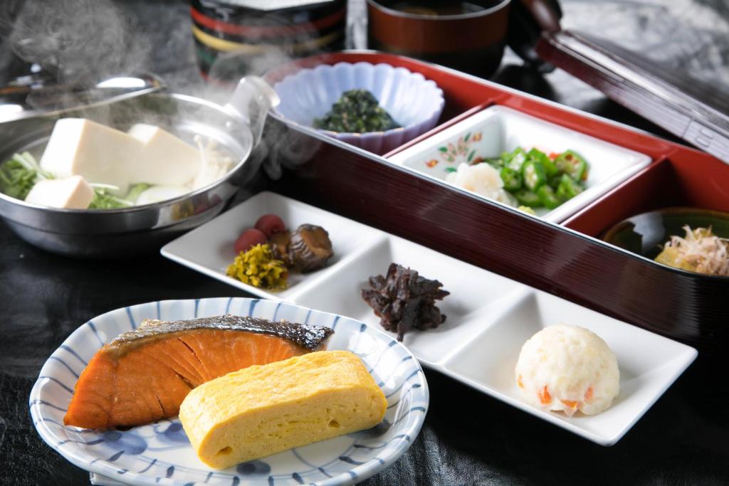 Ryokan Sei Shonagon Japanese Breakfast