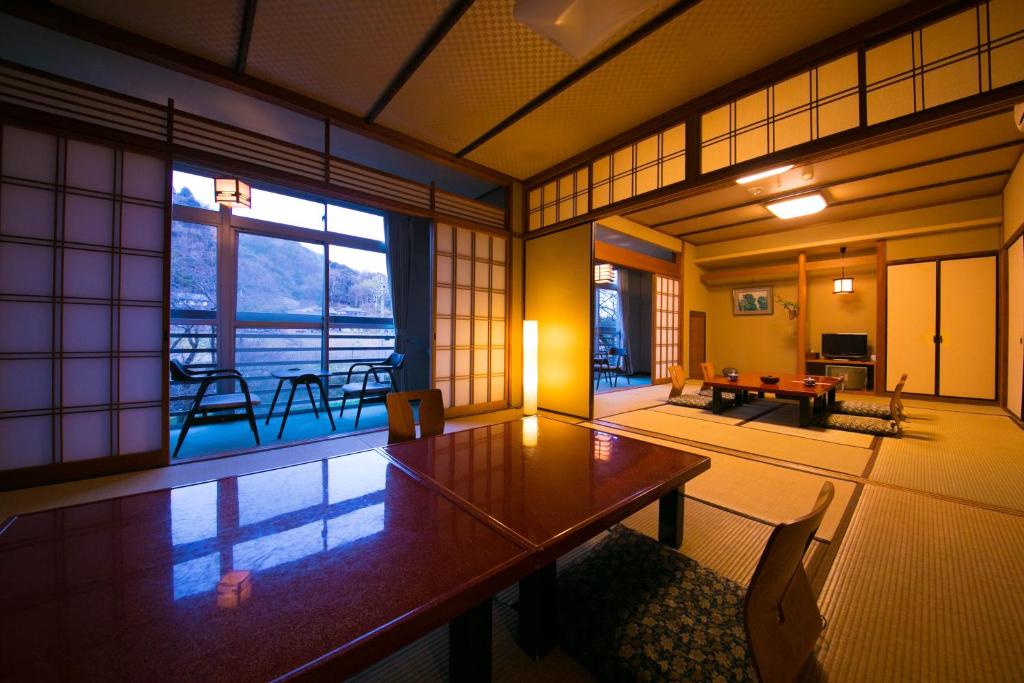 Ryokan Sei Shonagon Tatami Room
