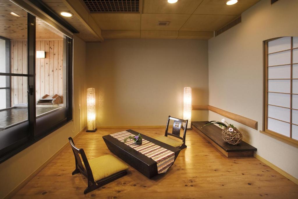 Ryokan Uminocho Traditional Room