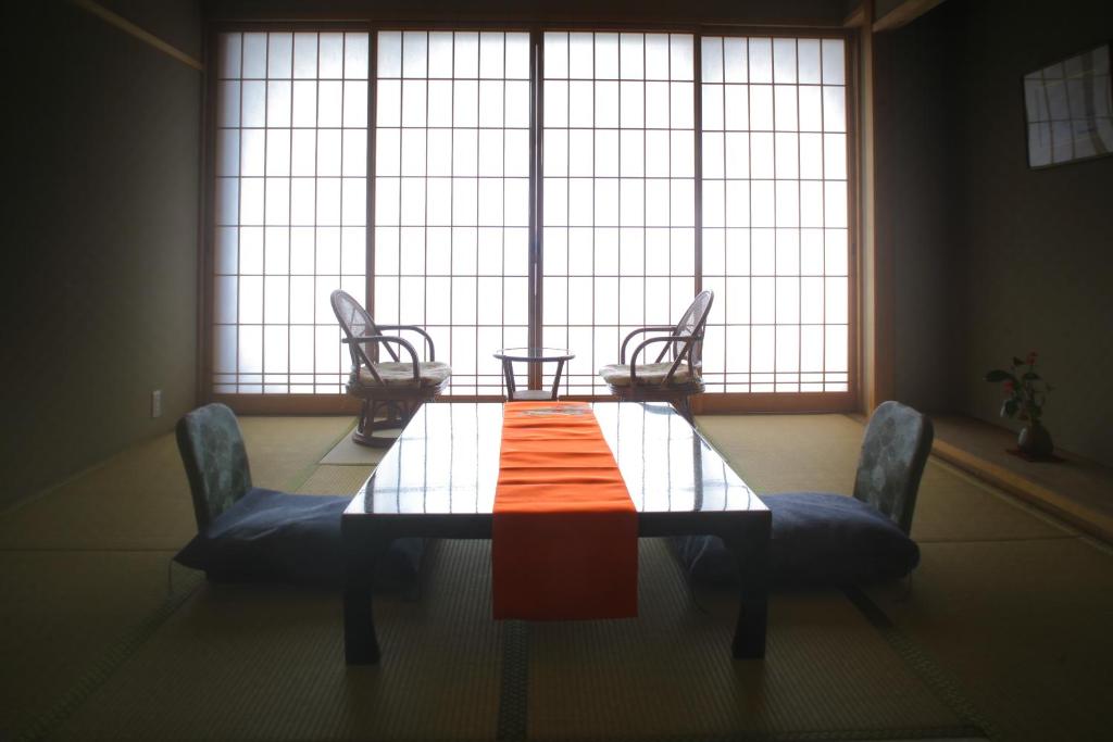 Ryokan Yukeikohan Suitenkaku Tatami Mat Room