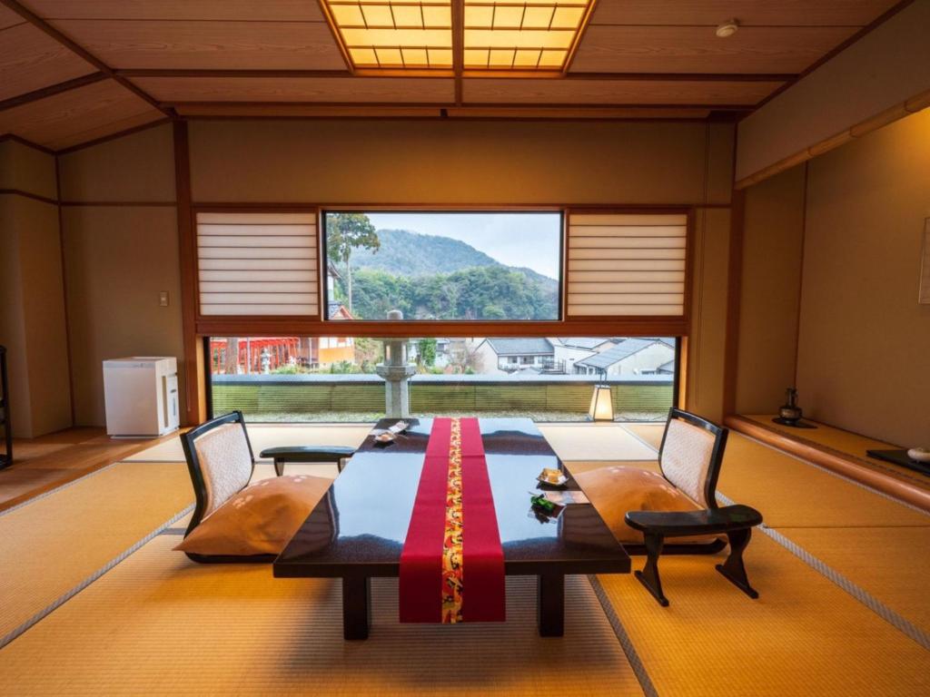 Ryokufukaku Tatami Room View