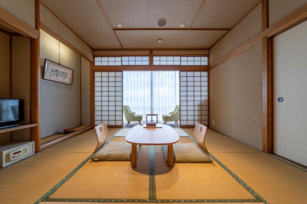 Ryokufuso Tatami Room Traditional