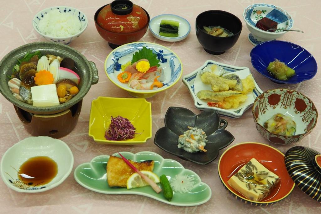 Ryounkaku Kaiseki Dishes