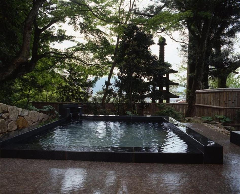 Sansuien Outdoor Onsen