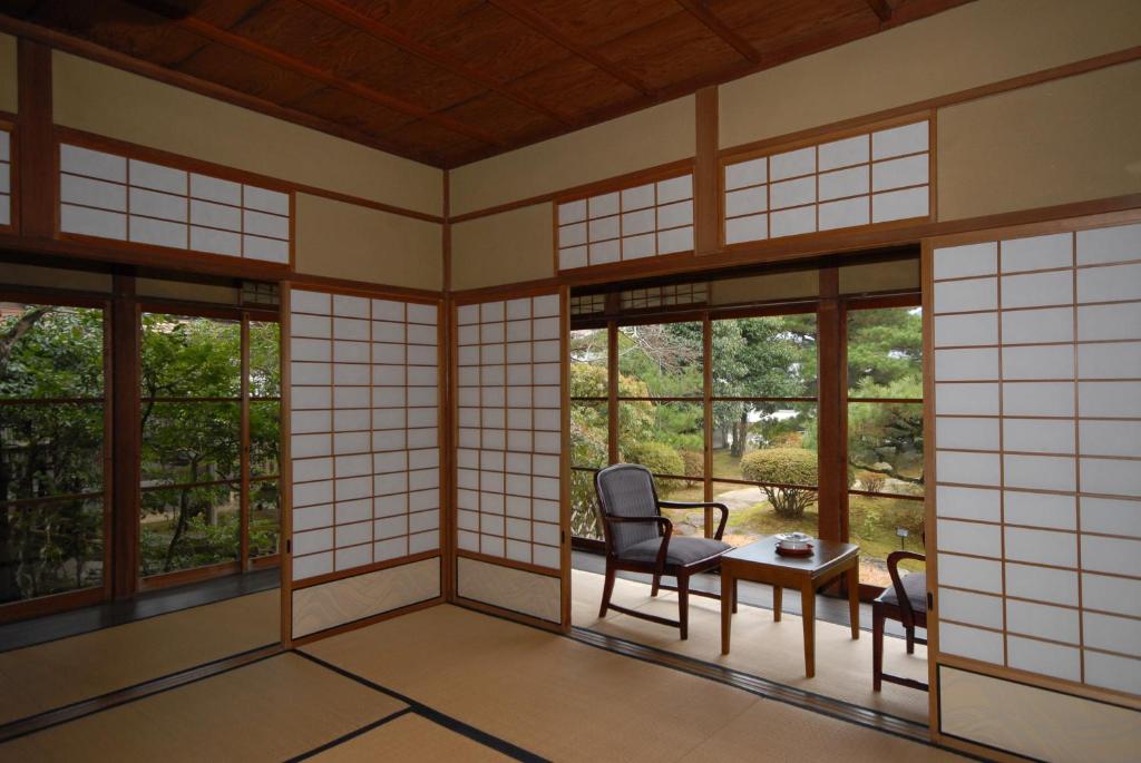 Sansuien Traditional Room Garden View