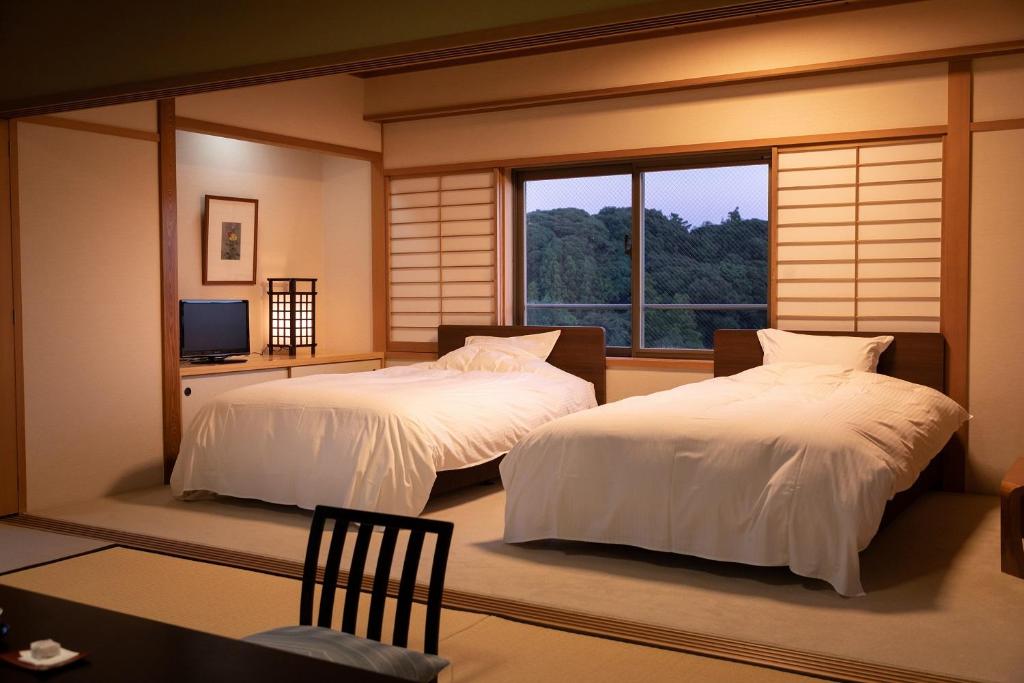 Sansuikan Kinryu Bedroom Shoji