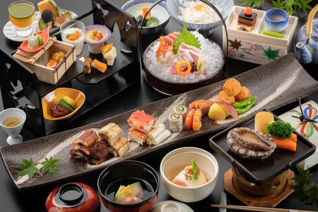Sansuikan Kinryu Kaiseki Dishes