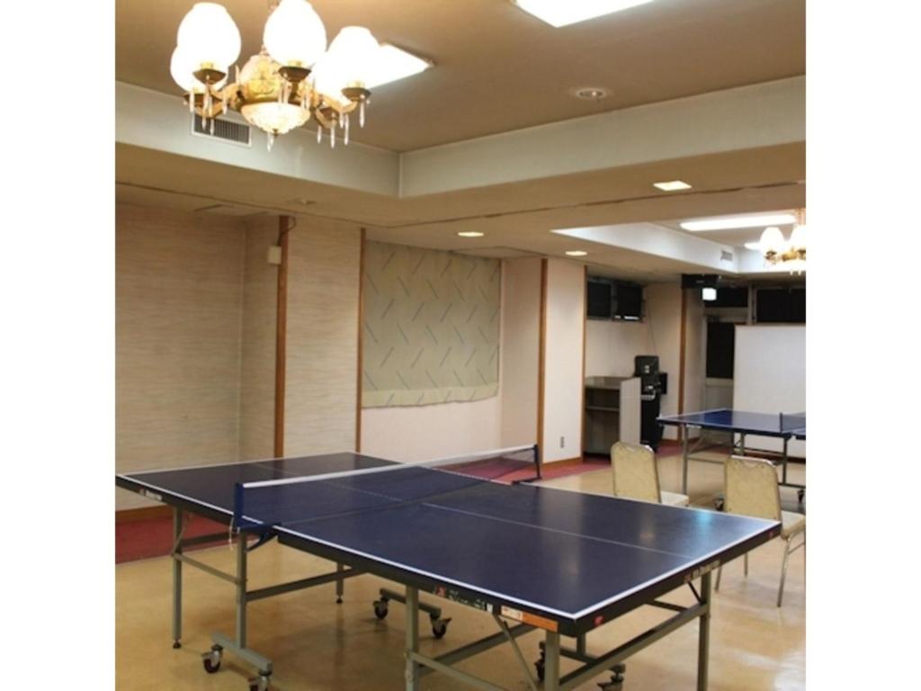 Sanyo Hotel Ping Pong Room