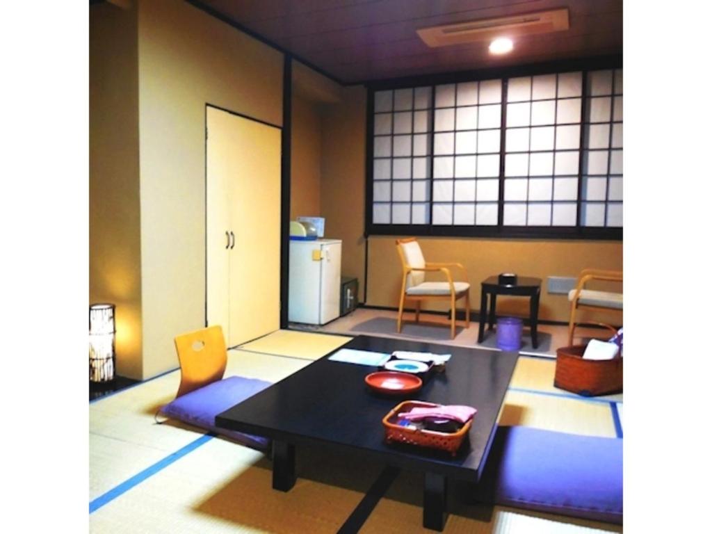 Sanyo Hotel Tatami Room